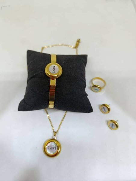 Boucles d'oreilles bague chaîne et gourmette