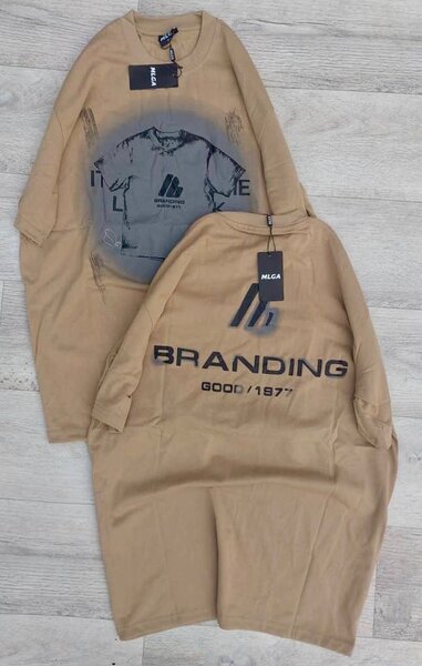 T-shirt oversize branding