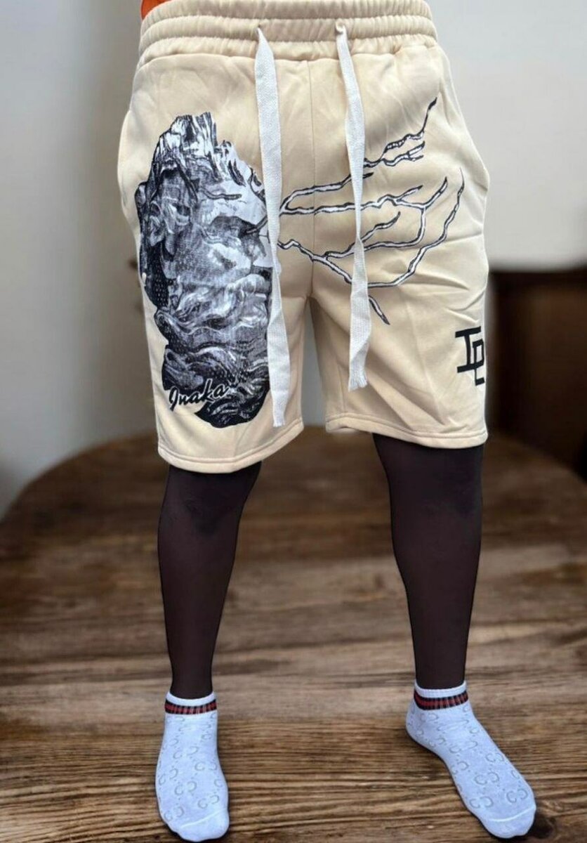 Shorts baskets graphiques