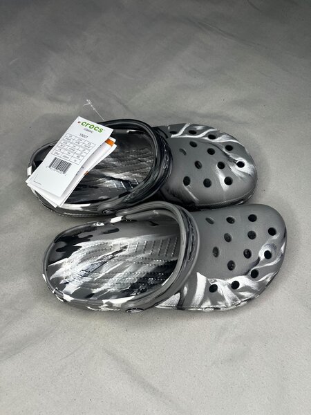 MARBLE CLASSIC CROCS