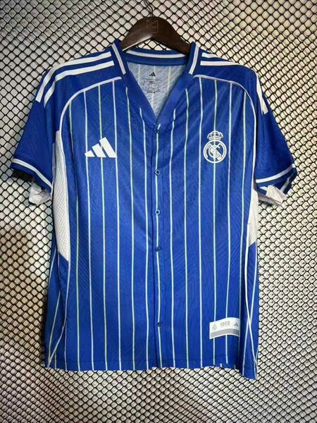 Maillot de football rayé bleu
