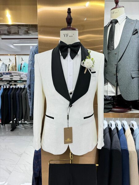 MEN SUITS