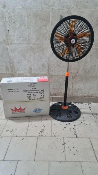 Ventilateur sur pied réglable