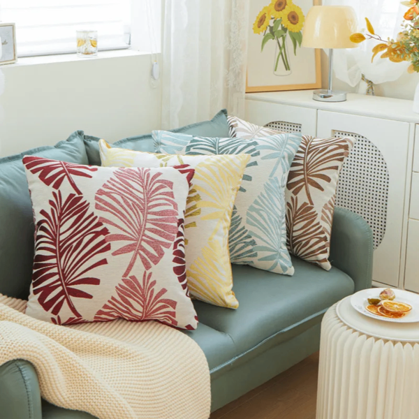 Coussin décoratif  1 à 3000f.