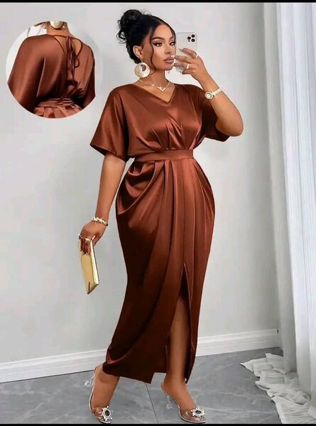 Robe Élégante Satinée