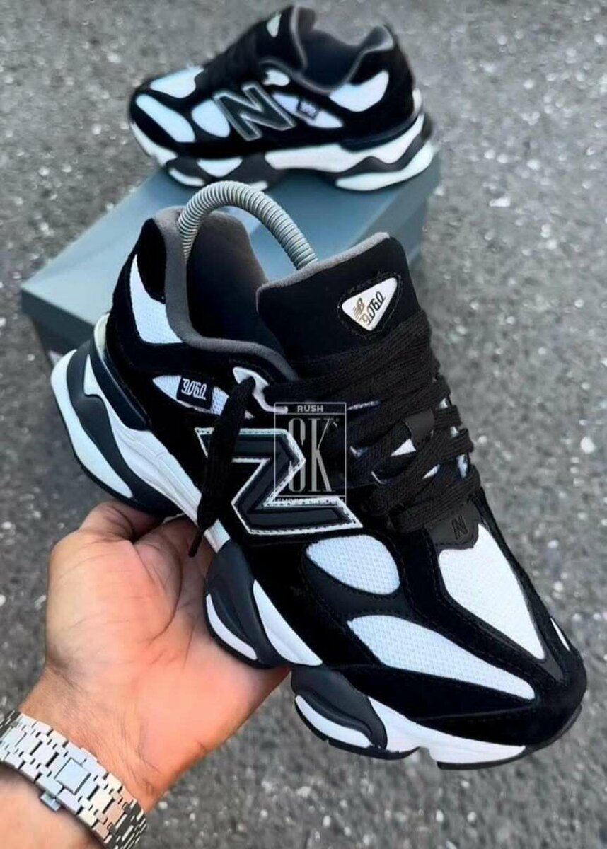 New Balance Sneakers