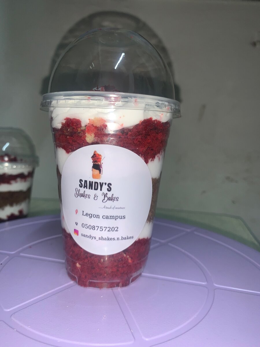 Sandys Shakes and Bakes