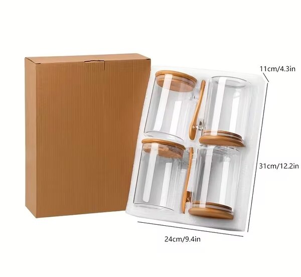 Bocaux en verre avec cuillères