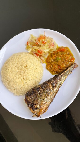Poisson grillé avec couscous