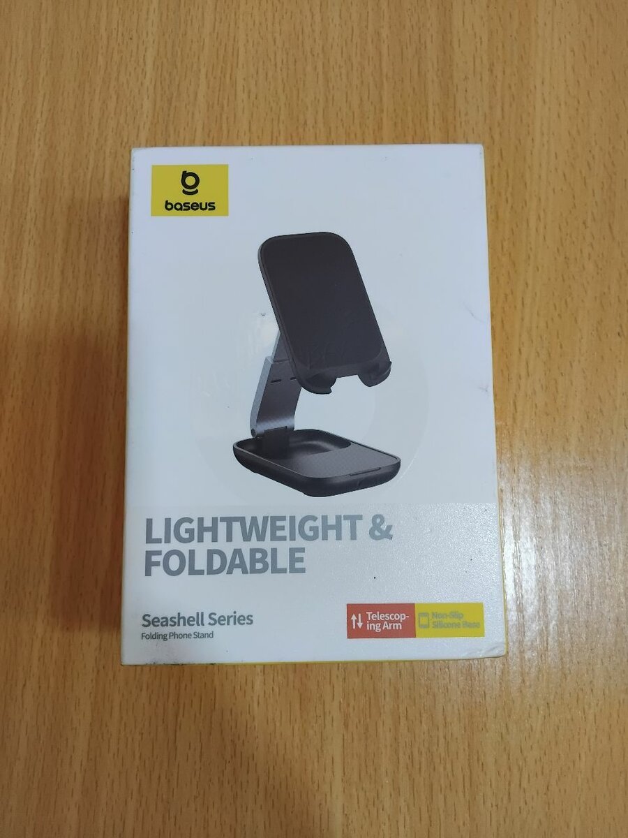 Lightweight folding phone stand