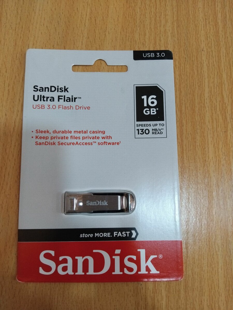 SanDisk Ultra Flair USB 3.0 Flash Drive | 16GB