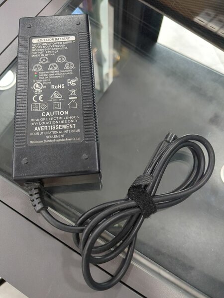 Hoover/ Scooter Board Charger