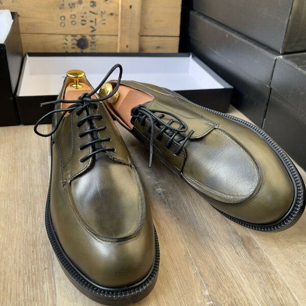 Chaussure en cuir très class