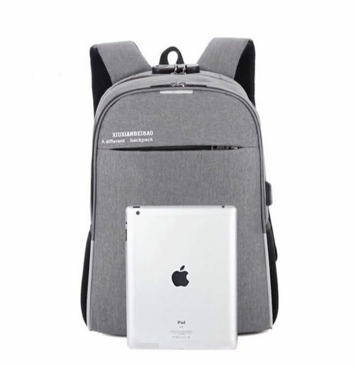 Sac à dos urbain USB élégant