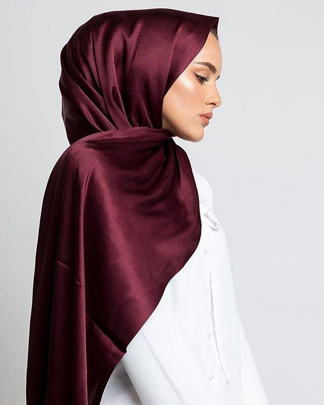 Satin veil/Hijab