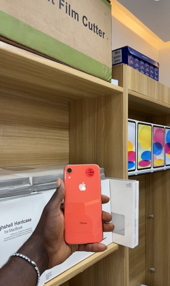iPhone XR 128gig