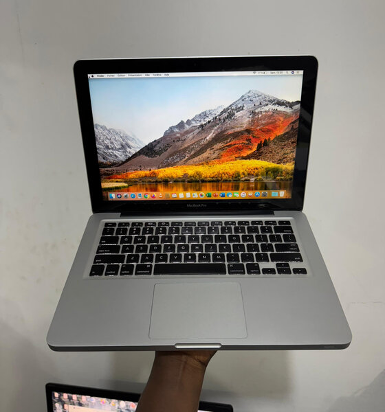 MACBOOK PRO 2011 CORE i5