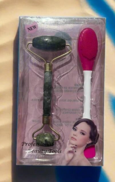 Rouleau de Jade et Brosse Visage