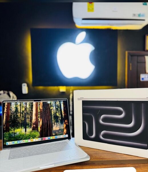 Apple MacBook Pro M3-pro chip