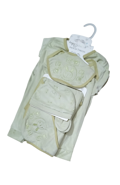 Pack of 7 pcs New born baby Unisex Velvet Starter Set