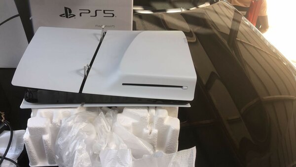 Console PS5 slim std seconde main Nickel