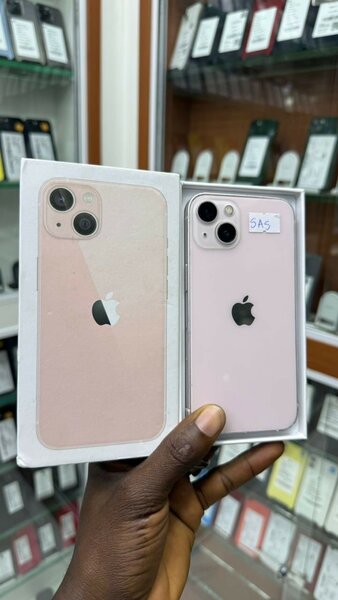 iPhone 13 Rose