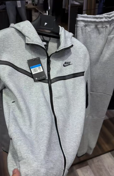 Nike tech fleece