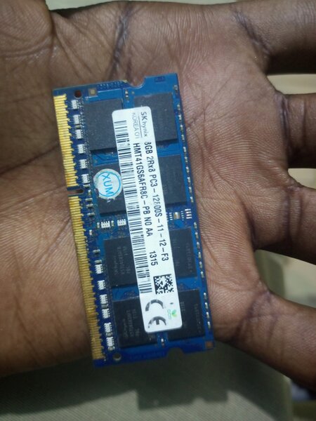 Mémoire RAM 8GB DDR3 SK Hynix