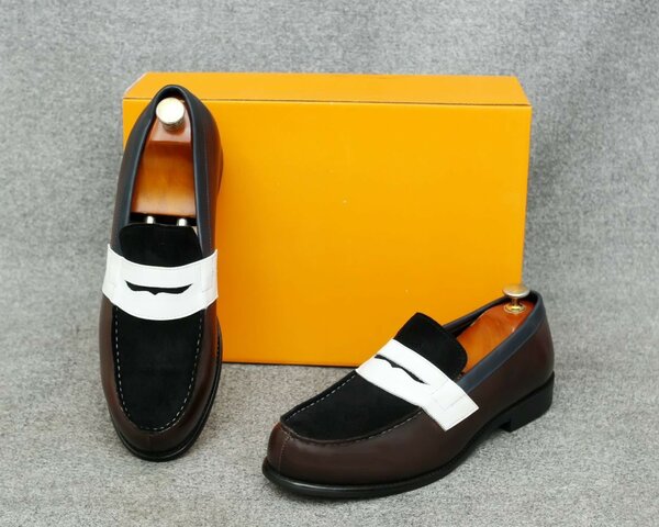 Chaussures élégantes en cuir