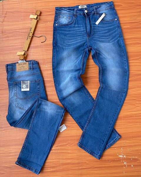 STOCK JEANS