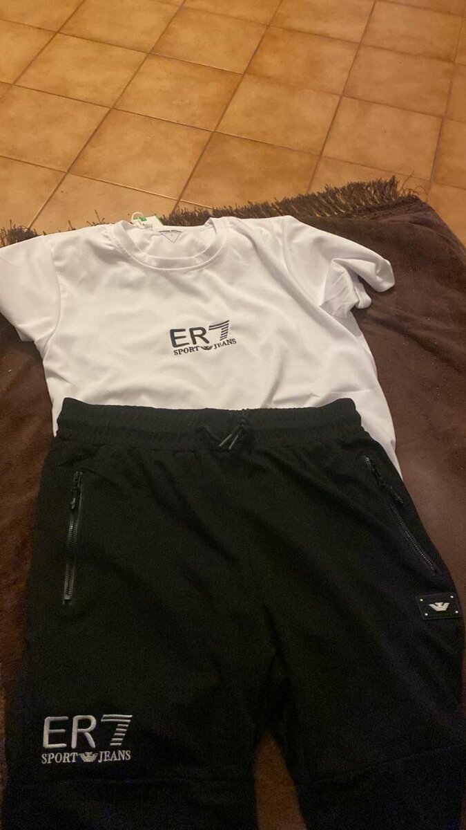 Ensemble T-shirt et Short Accredit