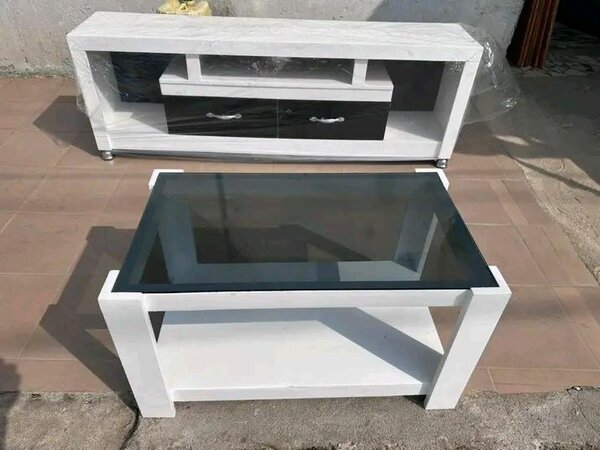 Table centrale et tv