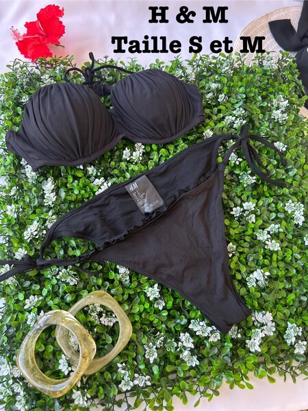 Bikini noir
