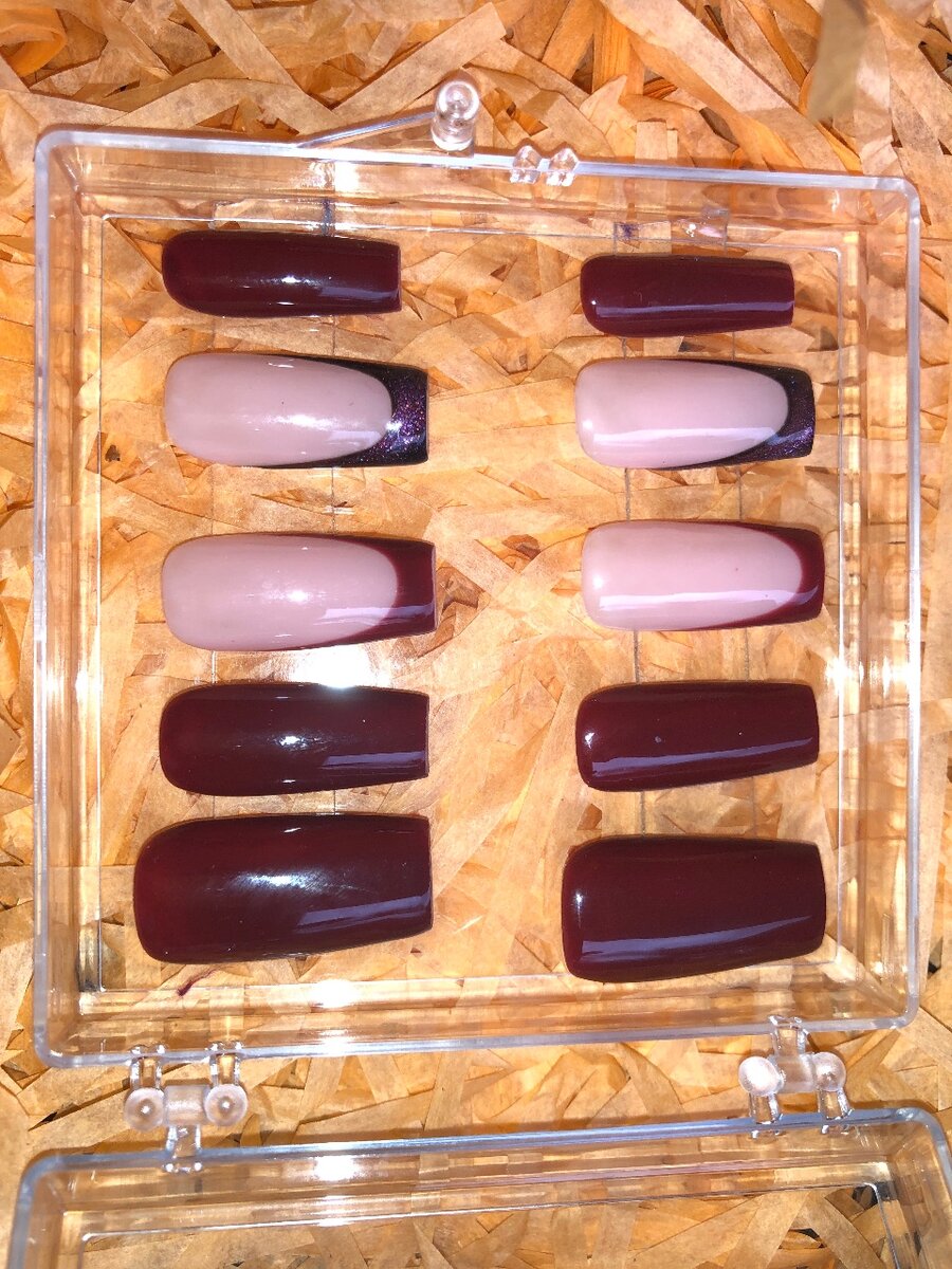 Ongles Press-on Bordeaux