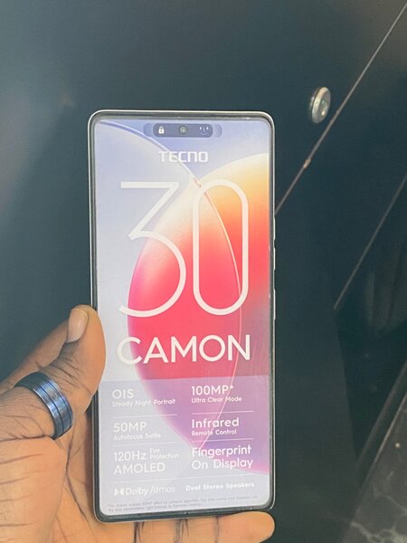 Tecno Camon 30