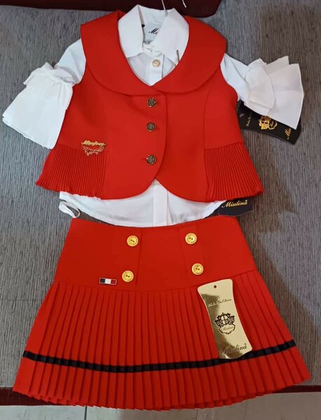 Ensemble élégant rouge enfant