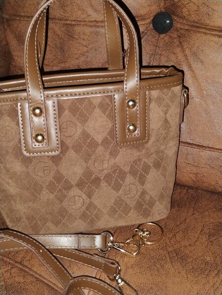 Sac à main en cuir marron