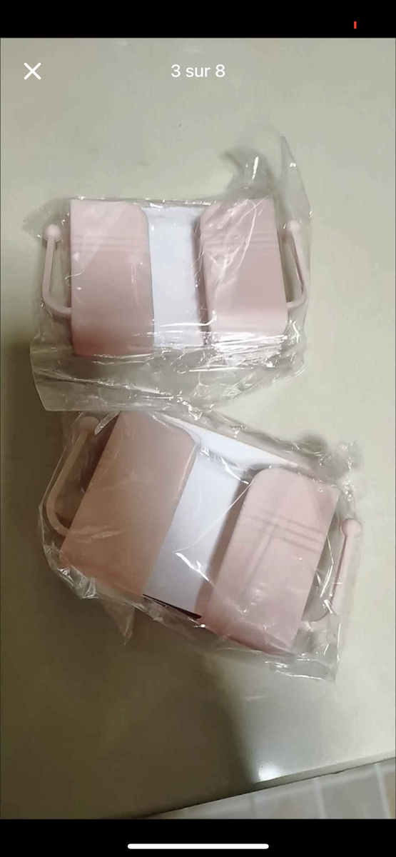 Porte-balais mural coloré