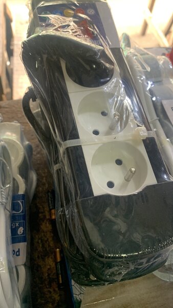 Multiprise électrique robuste