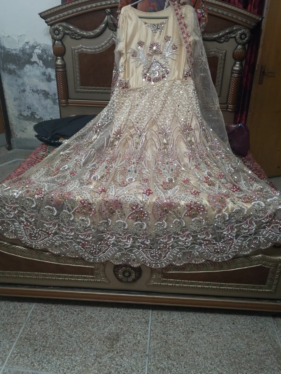 Heavy stone work big flayer long maxi