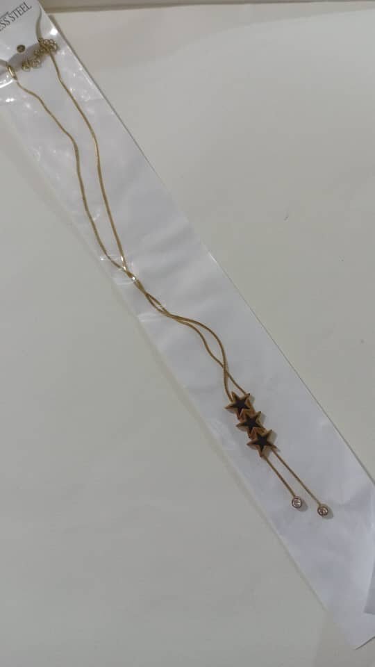 Collier en acier inoxydable avec pendentifs étoile