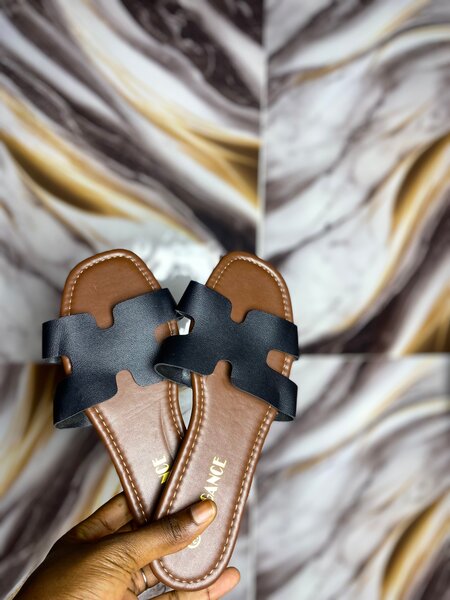 Sandales en cuir élégantes