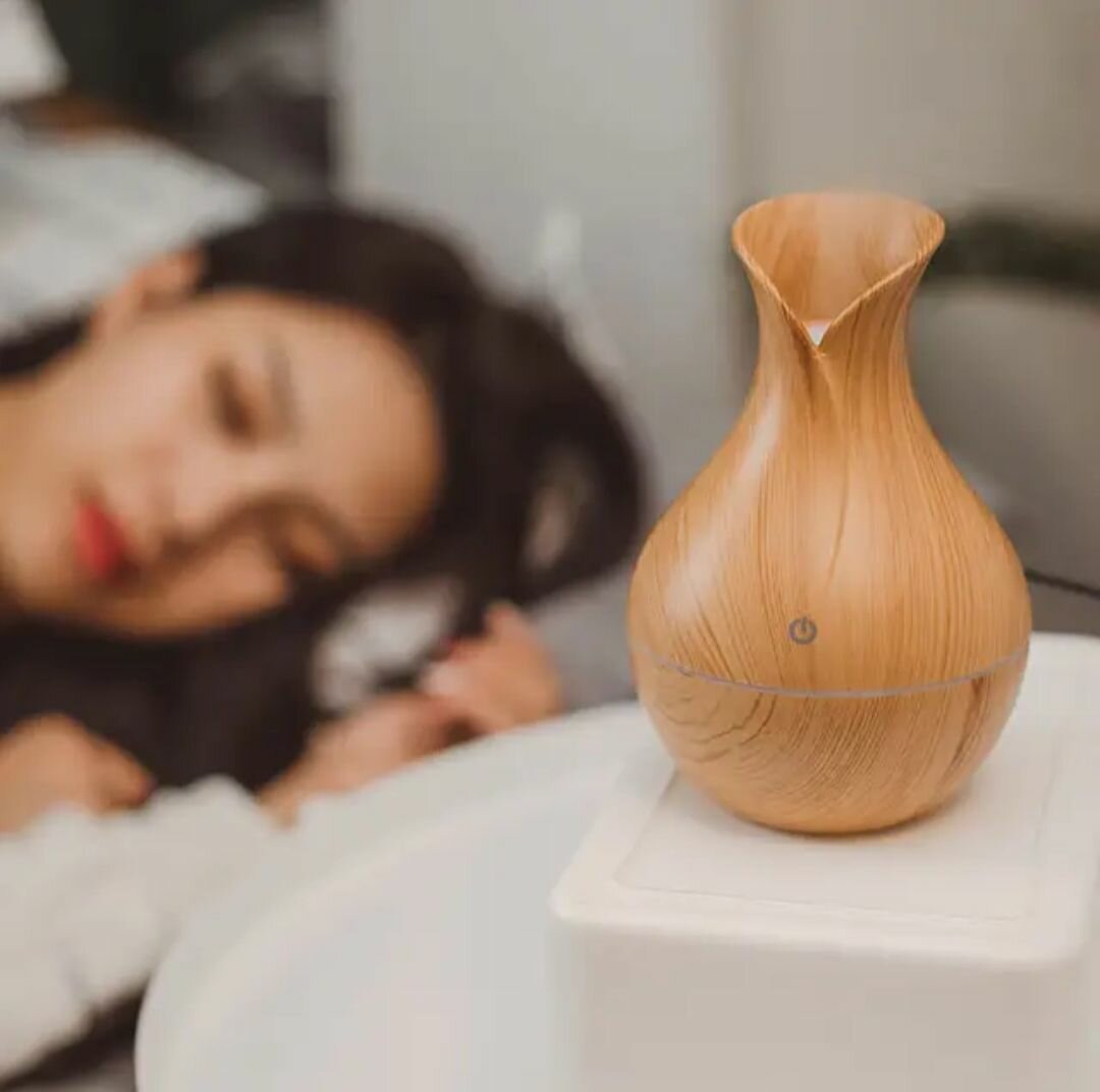 Vase humidifier with 2 essential fragrance combo