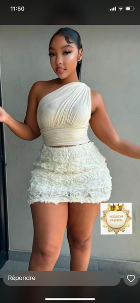 Jupe Épaule Dénudée Élegante