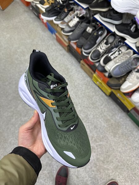 Nike кроссовка