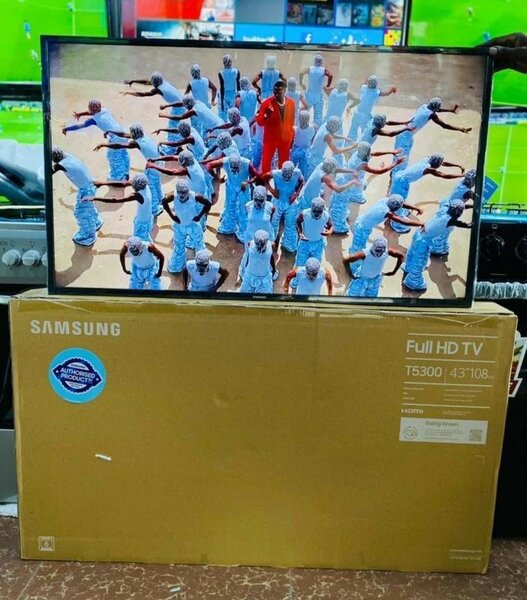 TV Samsung crystal 43 pouce neuf wifi direct Netflix youtube