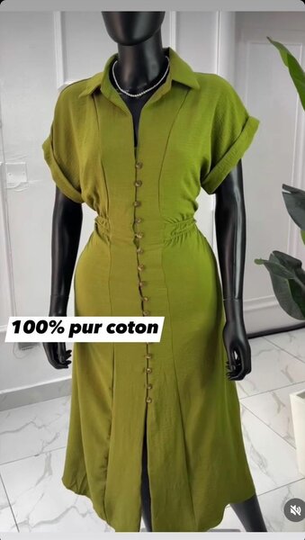 Robe courte disponible