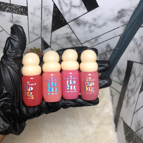 Huile à lèvres hydratante