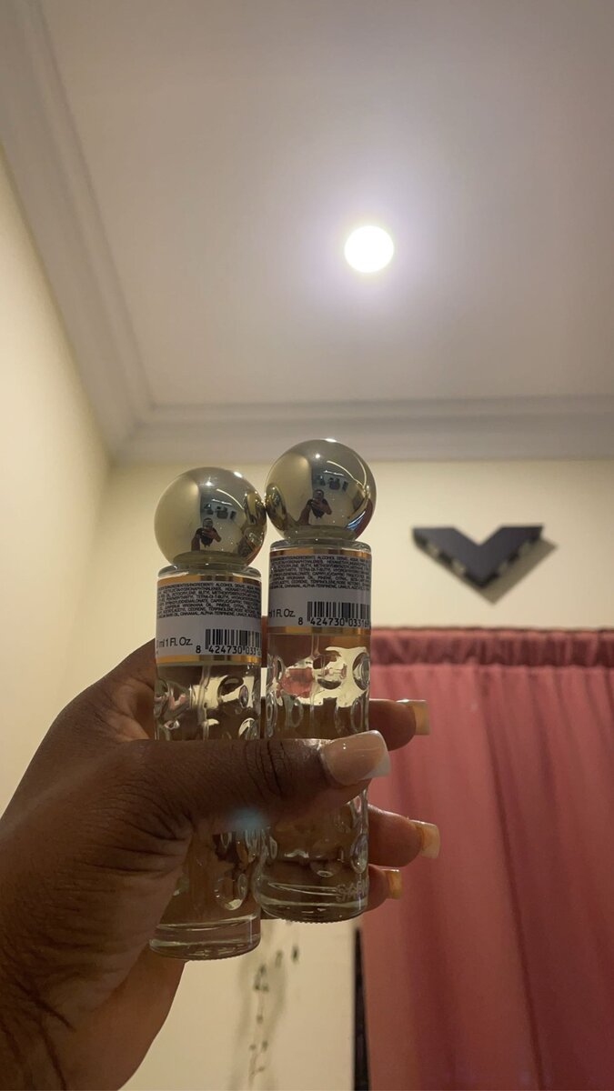 UNIQUE SCENTED PERFUMES