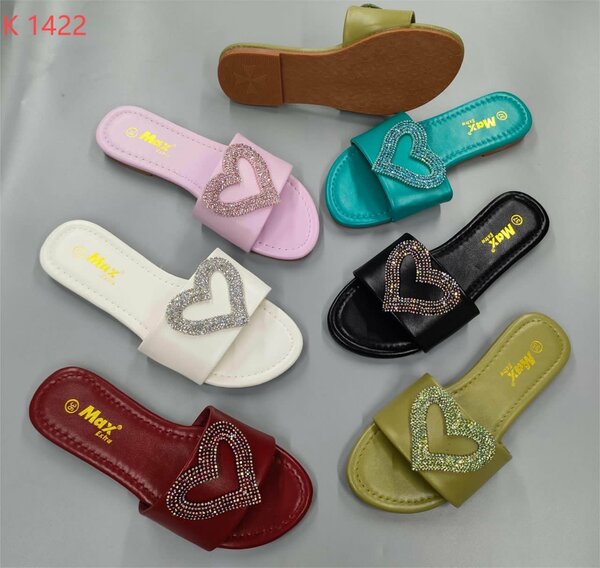 Ladies slippers